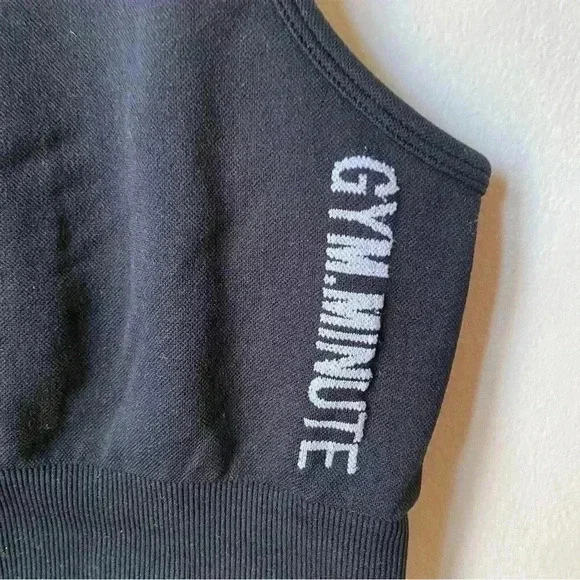 Cropped Workout Tank Top, Size M, Stretchy & Supportive black workout top yoga - Picture 5 of 9